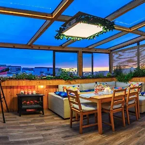 Penthouse With Sauna And Terrace בוקרשט