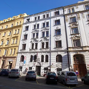 Olga 3*, Praha Česká republika